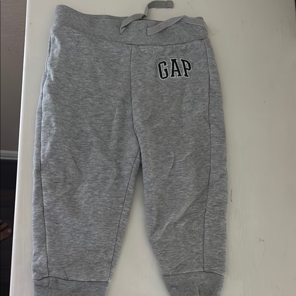 GAP Gray Sweatpants Relaxed Fit Elastic Waistband
